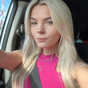 Meet your Posher, Macy